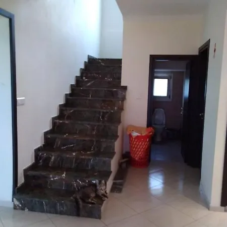 Dili Home
